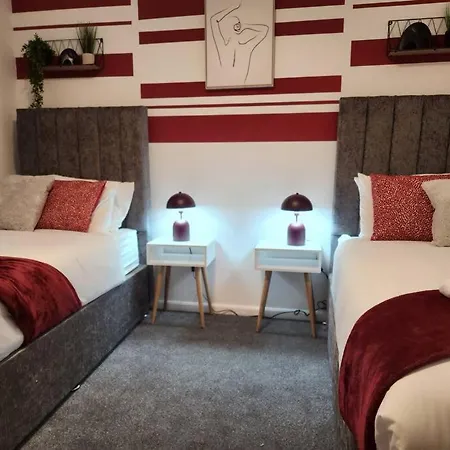 Bridge House Sleeps 10 Max In York, Free Parking Szálloda York