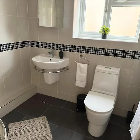Bridge House Sleeps 10 Max In York, Free Parking Szálloda 3*