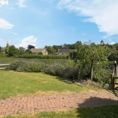 Bridge House Sleeps 10 Max In York, Free Parking 3* York